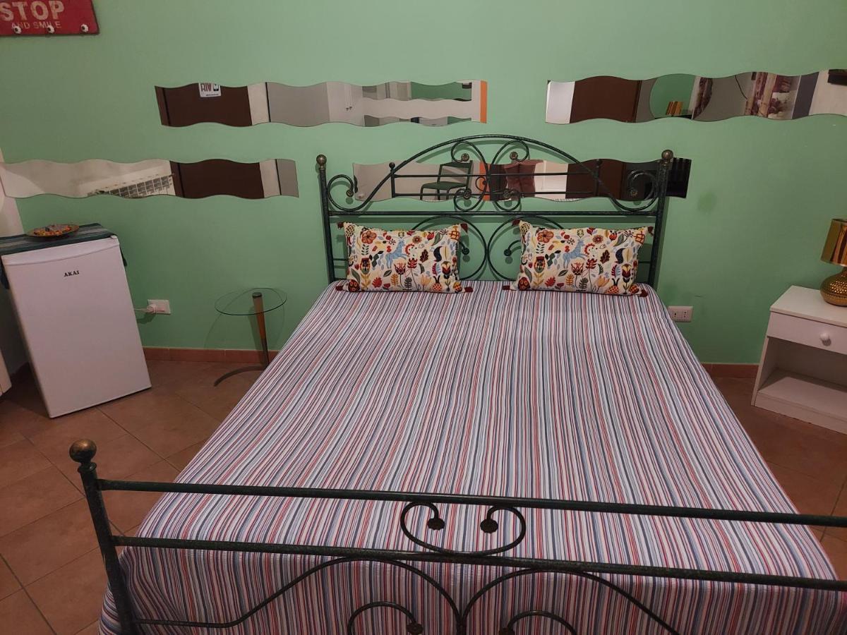 Nostra Casa Rooms ปาแลร์โม ภายนอก รูปภาพ