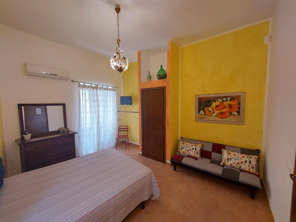 Nostra Casa Rooms ปาแลร์โม ภายนอก รูปภาพ
