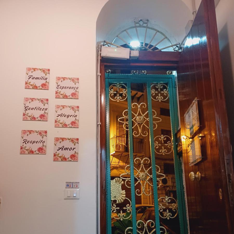 Nostra Casa Rooms ปาแลร์โม ภายนอก รูปภาพ