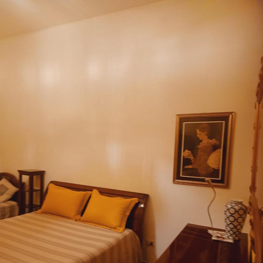 Nostra Casa Rooms ปาแลร์โม ภายนอก รูปภาพ