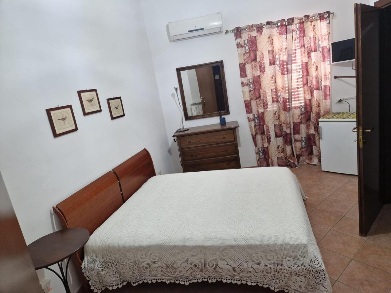 Nostra Casa Rooms ปาแลร์โม ภายนอก รูปภาพ