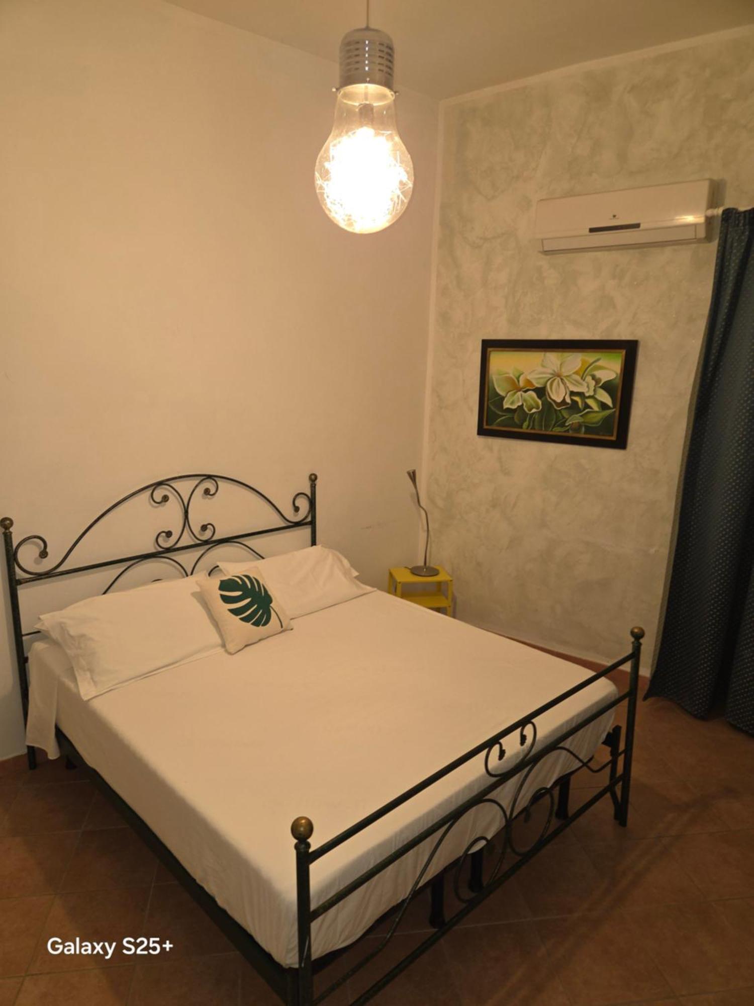 Nostra Casa Rooms ปาแลร์โม ภายนอก รูปภาพ